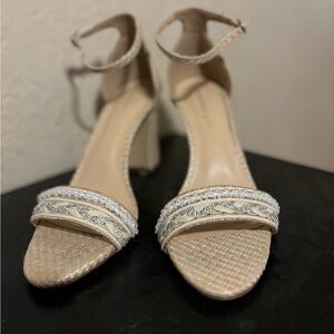 NWOT Madden Girl Beella Ivory Rhinestone Strappy Evening Shoe Size 9 Medium